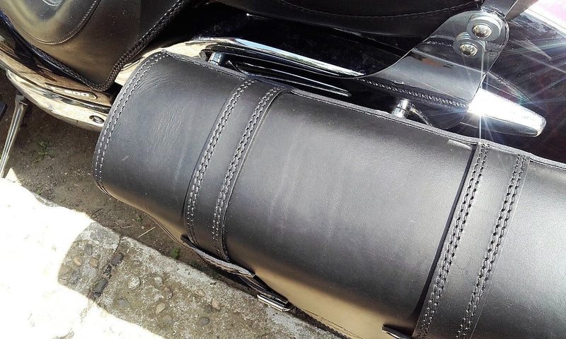 BOLSA DE MOTO CUSTOM "PACH" - MODELO ZUKI TRAVEL - NEGRO -