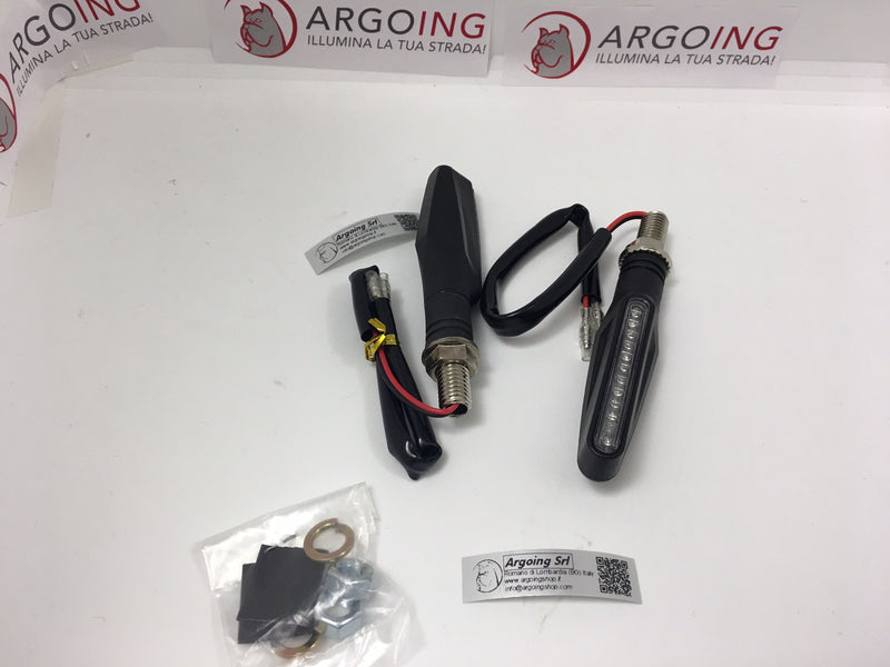 UNIVERSAL LED TURN SIGNAL SET FOR MOTORCYCLES