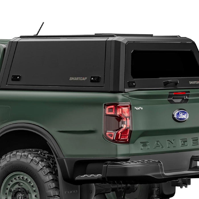 RSI SmartCap EVOa Adventure hard top modulare per Ford Ranger 2023+ in configurazione overlanding