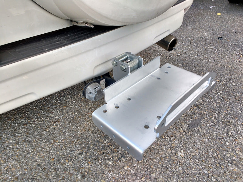 Base verricello universale FourWheeler per attacco gancio traino