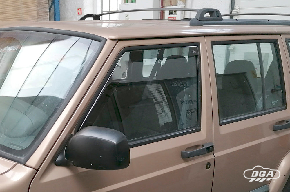 Deflettori aria finestrini anteriori DGA – Jeep Cherokee XJ 1997–2001