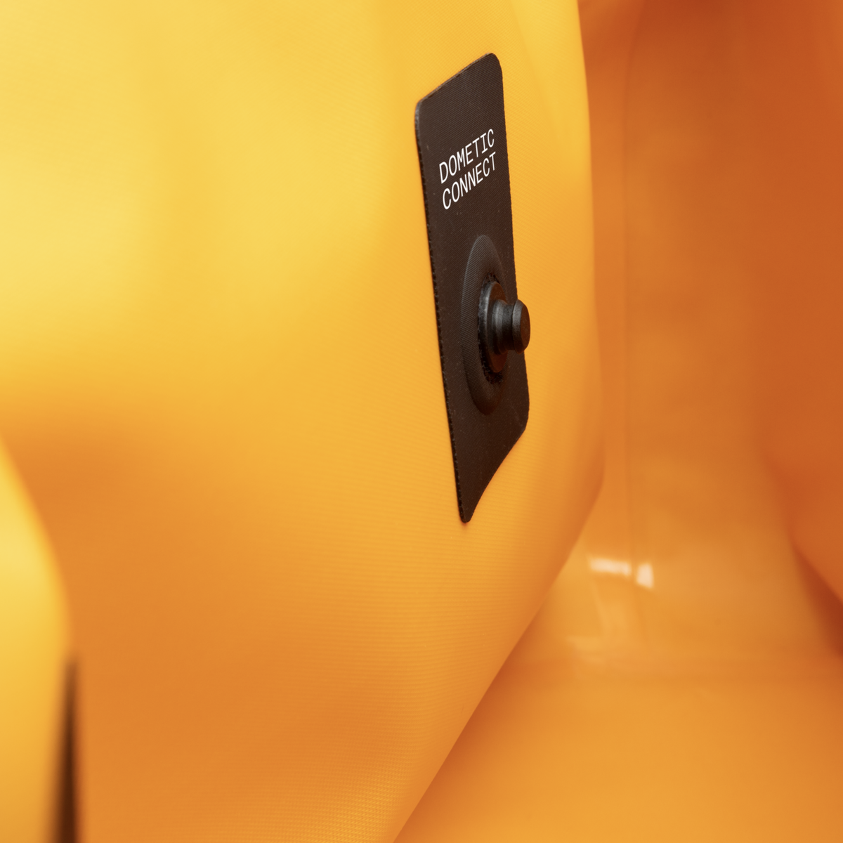 Dometic Unrestricted Tote: primaLoft® Gold tiene tutto al fresco