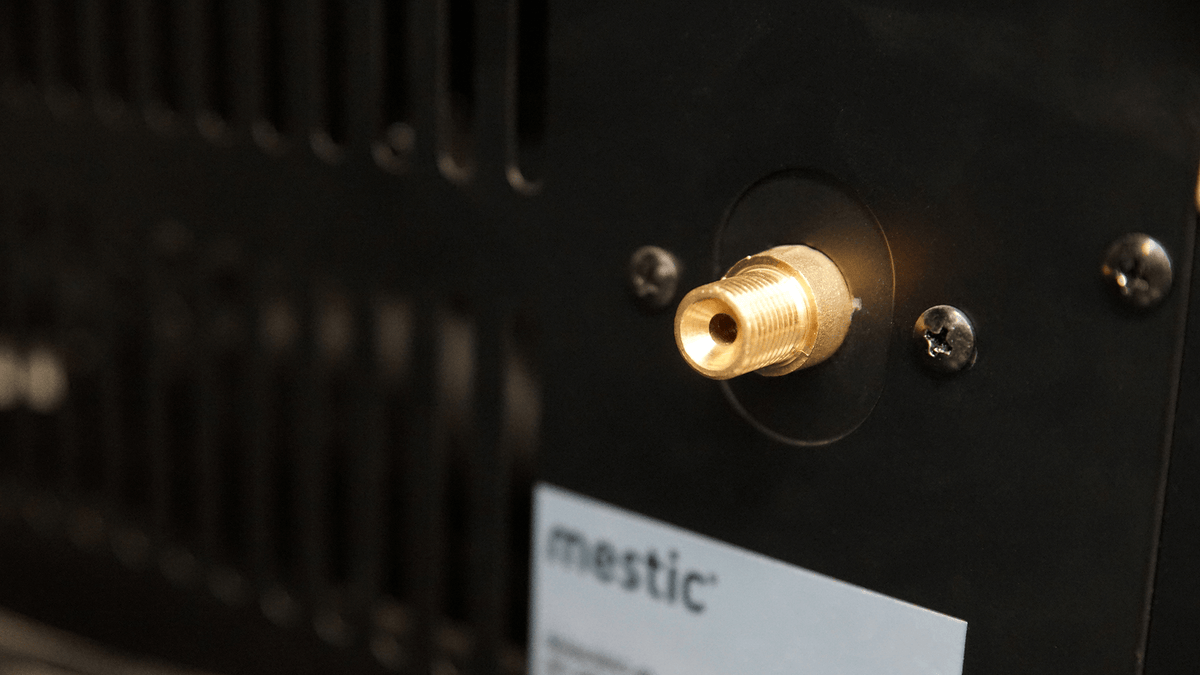 Mestic MAC-40, frigorifero ad assorbimento trivalente