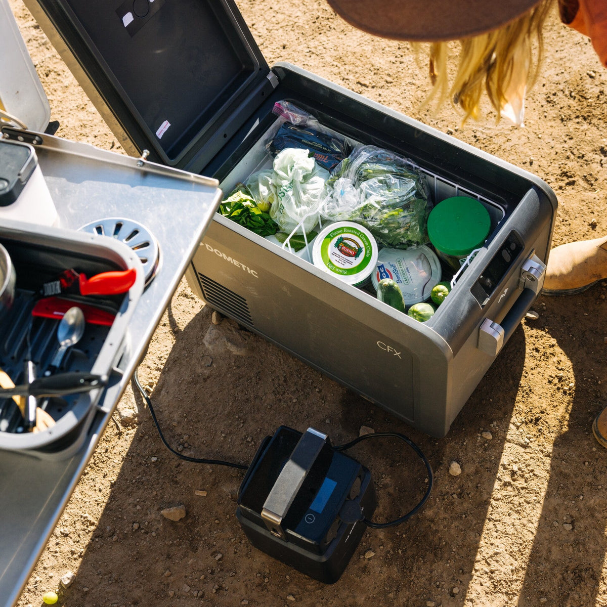 Dometic CFX5 35 in uso all’aperto, foto ufficiale Dometic 1