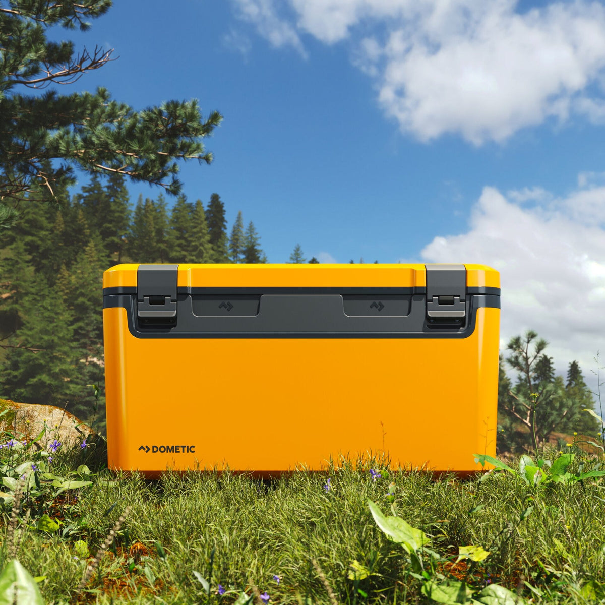 Dometic Recon Hardside 69 litri in uso all’aperto, foto ufficiale Dometic 1