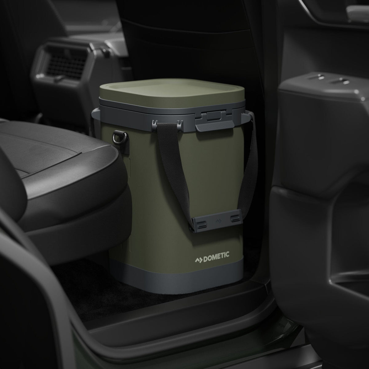 Dometic Recon Softside ZL 12 litri in uso all’aperto, foto ufficiale Dometic 1