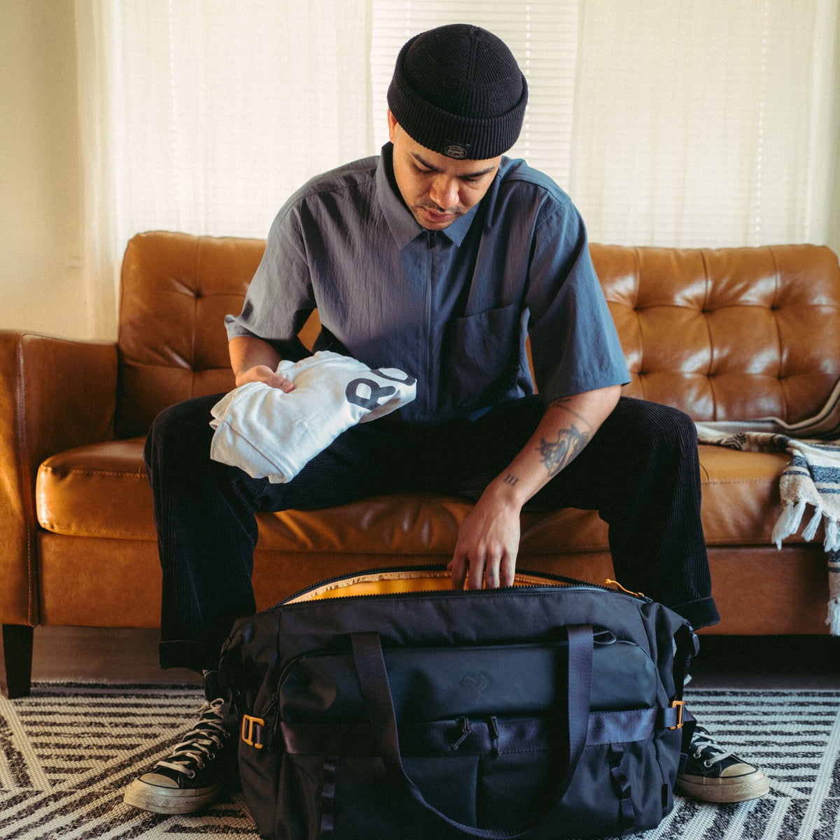 Dometic Unrestricted Duffel in uso all’aperto, foto ufficiale Dometic 2
