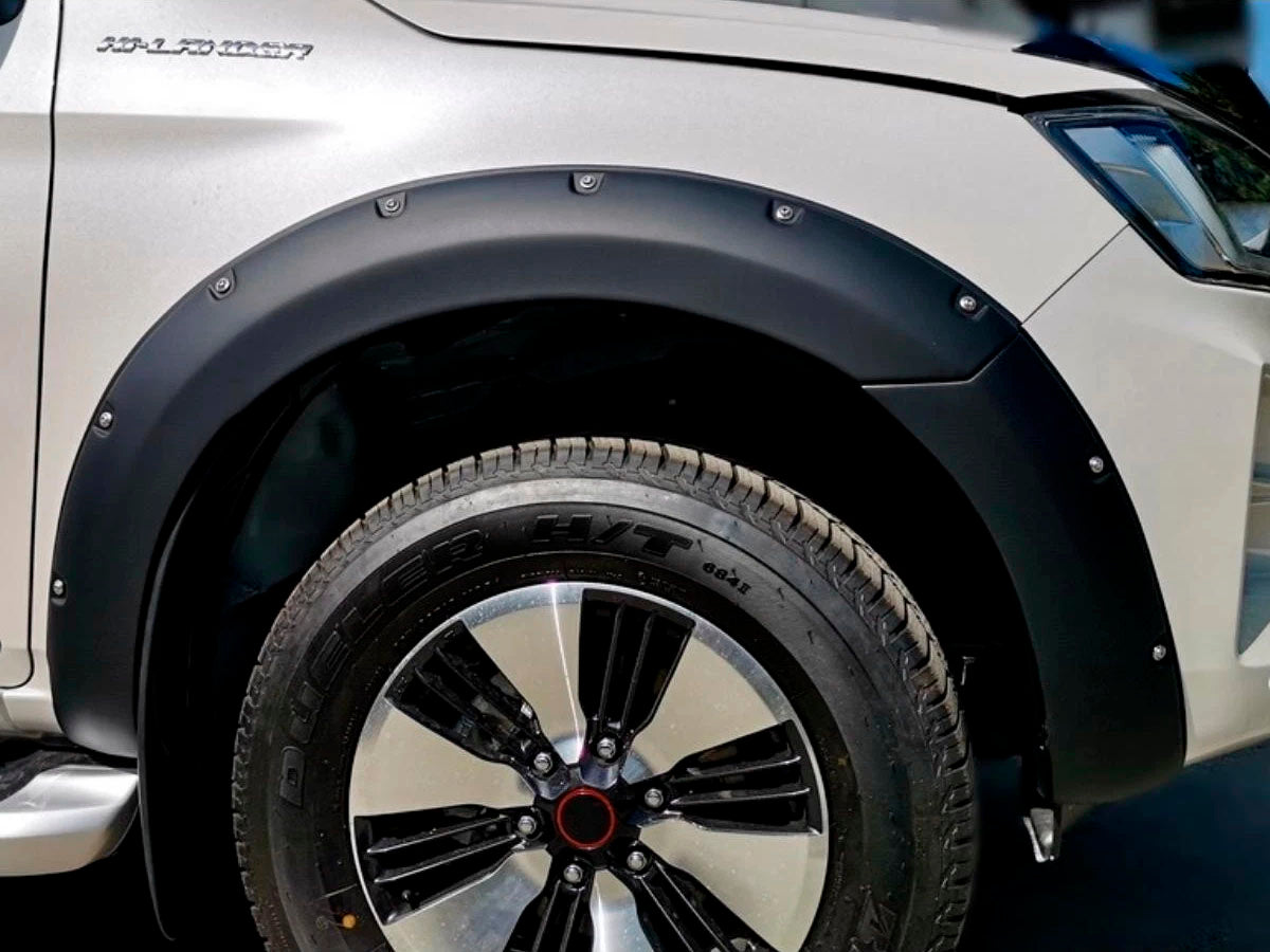 Allargamenti passaruota XXL in ABS 45 mm (6 pezzi) – Isuzu D-Max dal 2020
