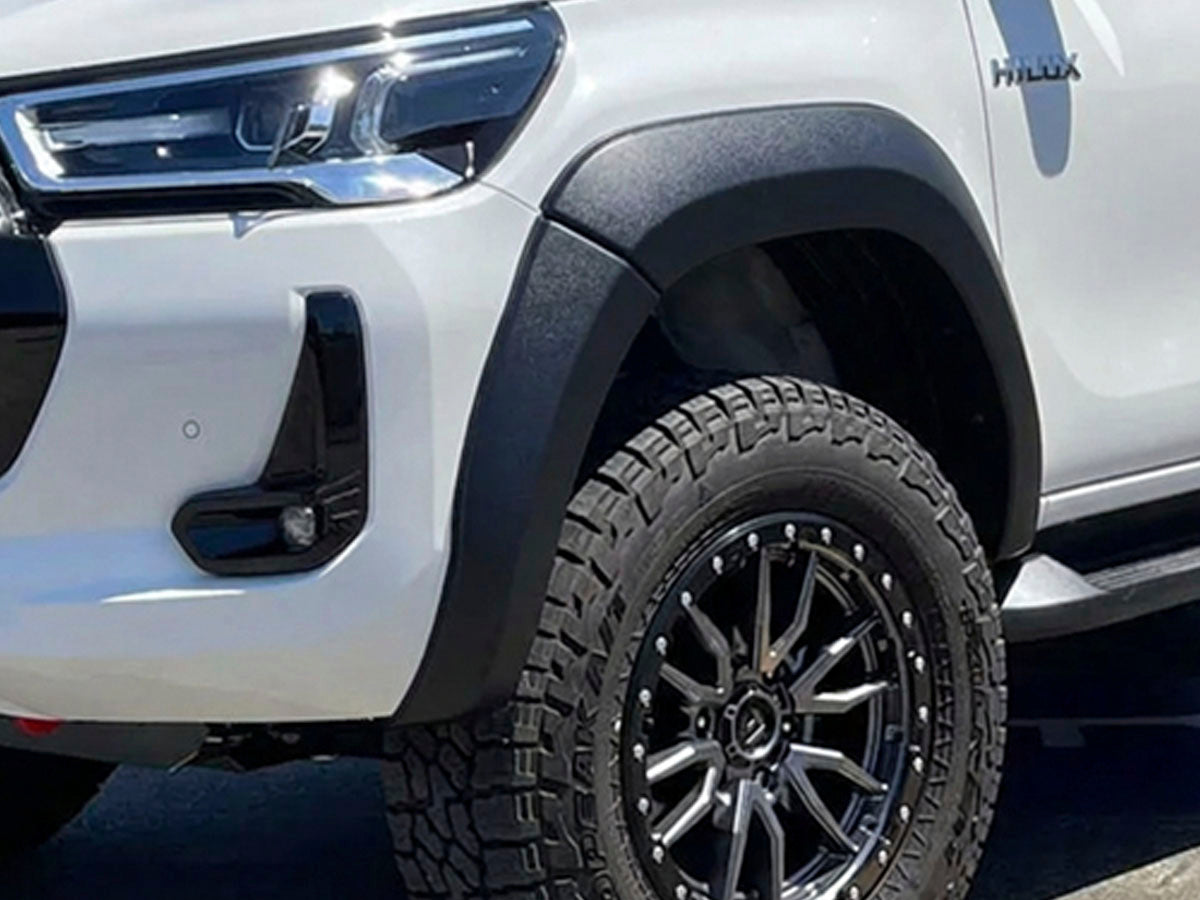 Allargamenti passaruota Slim-Plus in ABS 45 mm (6 pezzi) – Toyota Hilux 2021–2026