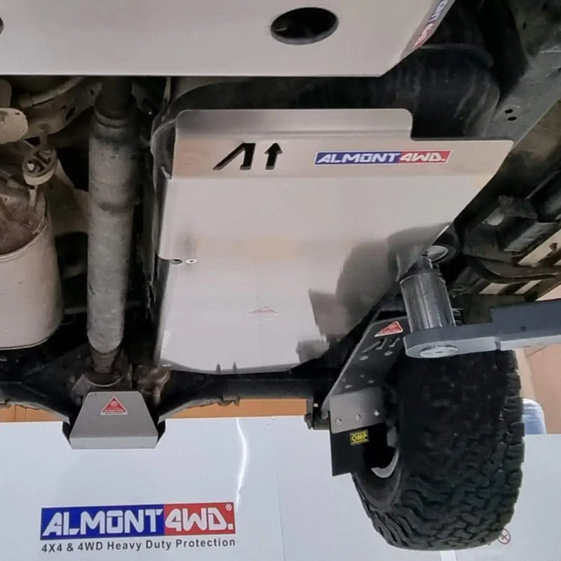 TOYOTA J12 SERIES 2002-2009 9-KDJ 120 Protezione serbatoio carburante corpo lungo