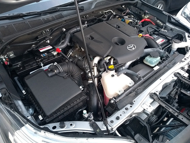 Supporto doppia batteria FourWheeler – Toyota Hilux 2016-2026 (guida a sinistra)