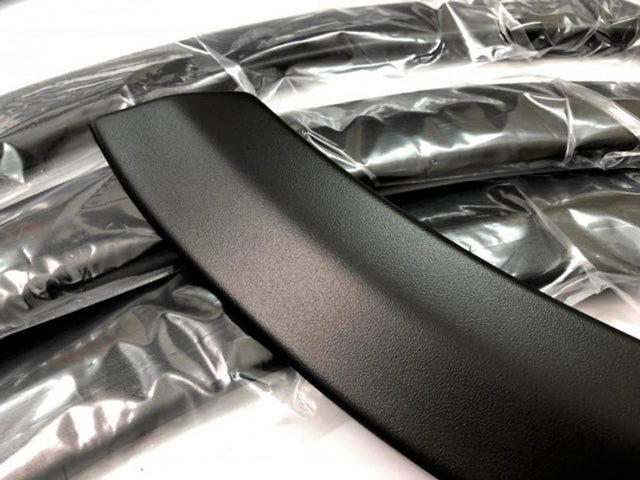 Kit 10 protezioni laterali in ABS – VW Transporter T6.1 2020–2024 passo corto