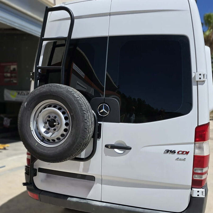 Koru Soluciones per Mercedes Sprinter / VW Crafter (III Gen.)  Supporto Ruota Posteriore Regolabile con Scala