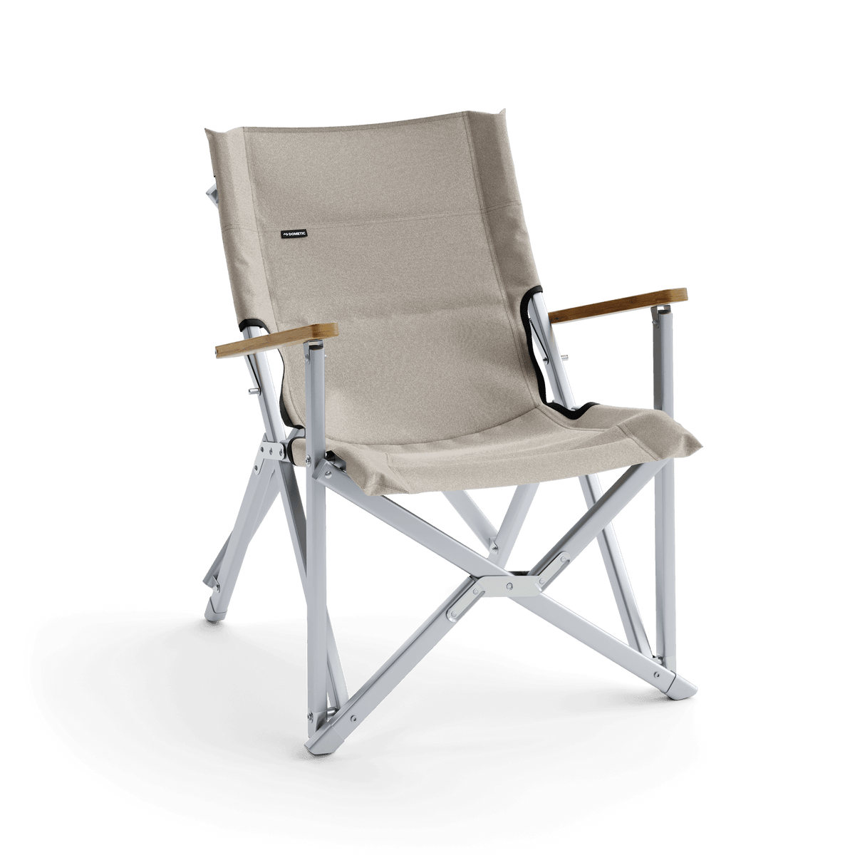 Sedia da campeggio Dometic GO Compact Camp Chair colore Cenere, vista di tre quarti