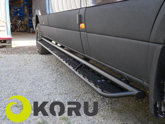 Koru Soluciones Kit Pedane Laterali per Versioni L4 e L5