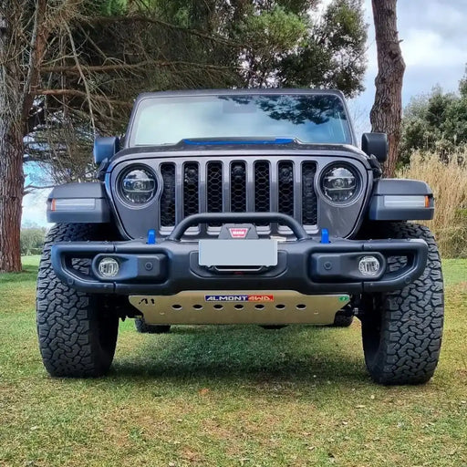 Protezione anteriore Almont4WD 8 mm – Jeep Wrangler JL 4xe Mopar 25° anniversario – codice PDJJLEA8MOPAR