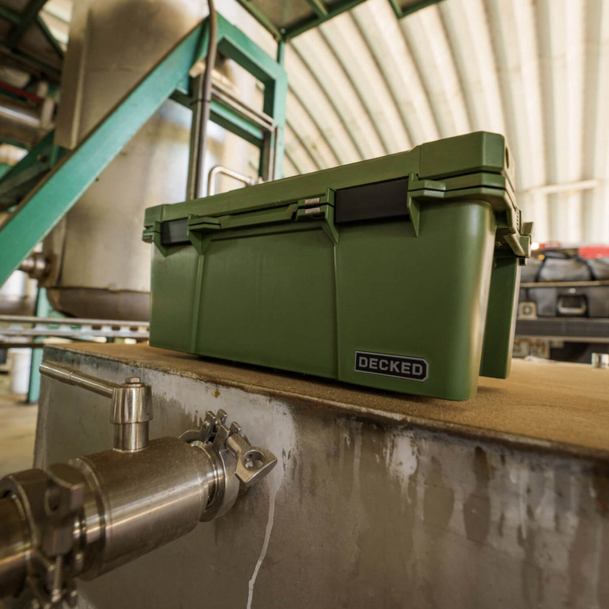 Valigetta stagna DECKED Sixer 16 verde
