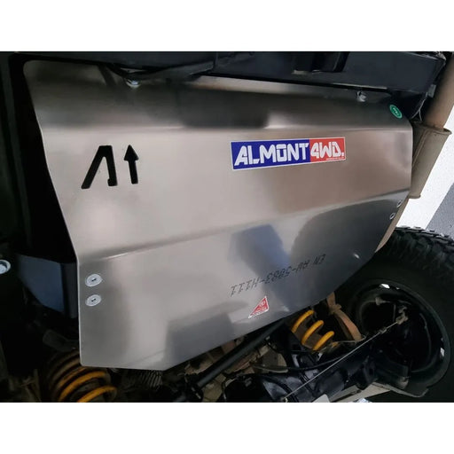 Protezione serbatoio carburante Almont4WD 6 mm – Toyota Land Cruiser J90 KZJ / KDJ 90-95 1996-2002 – codice PDT09D6