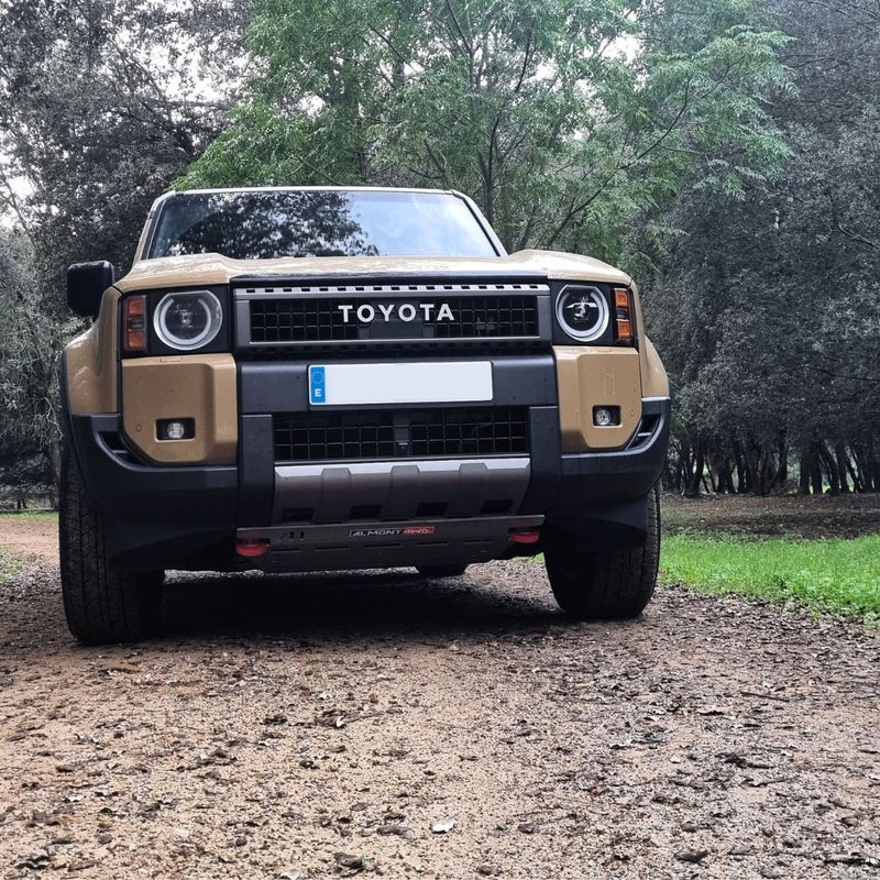 Protezione anteriore con punto di recupero Almont4WD 8 mm – Toyota Land Cruiser J250 2024> – codice PDT25A8 – foto 6