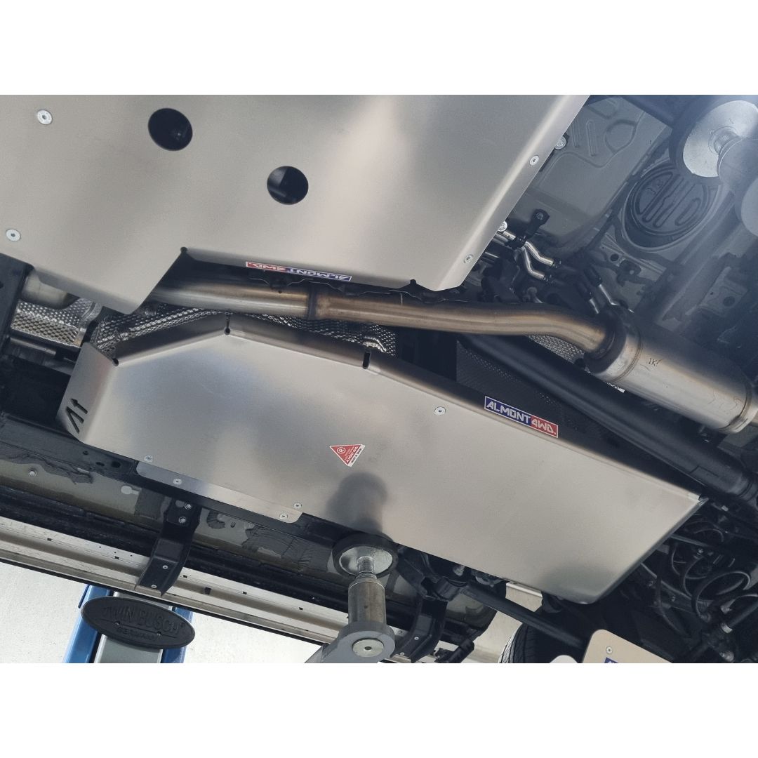 Protezione serbatoio carburante Almont4WD 6 mm – Toyota Land Cruiser J250 2024> – codice PDT25D6
