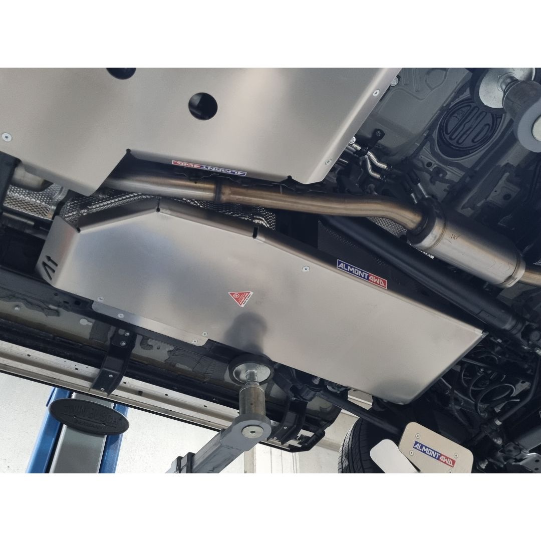 Protezione serbatoio carburante Almont4WD 6 mm – Toyota Land Cruiser J250 2024> – codice PDT25D6 – foto 3