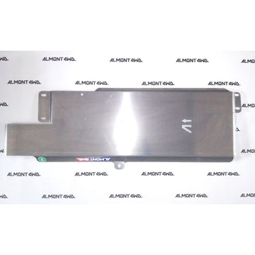 Protezione serbatoio carburante (passo corto / passo lungo) Almont4WD 6 mm – Mitsubishi Pajero V60A 1999-2002