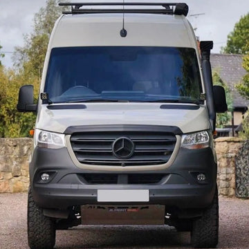 Protezione anteriore Almont4WD 8 mm per paraurti con kit di rialzo VAN COMPASS, senza kit RECOVERY POINT – Mercedes-Benz Sprinter W907 4x4 07/2019-09/2022