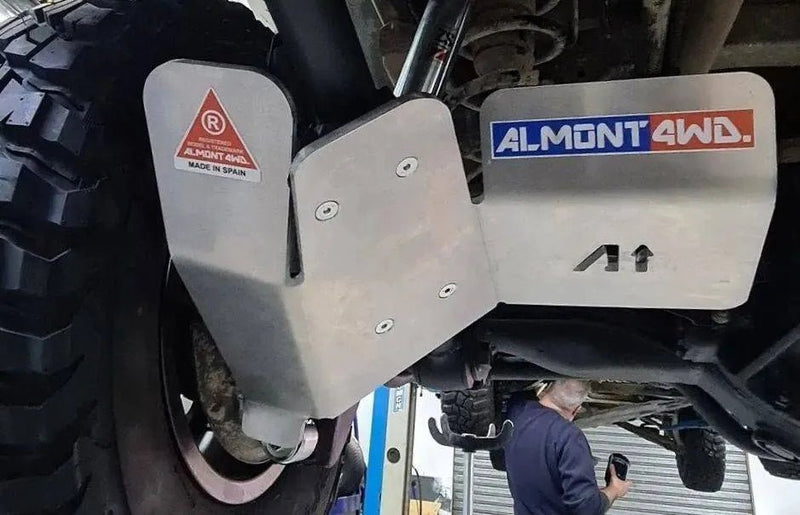 Protezioni ammortizzatori posteriori (senza bloccaggio, 24V) Almont4WD PDTS18V2 per Toyota Land Cruiser J100 HDJ100 1998-2007 – foto 3