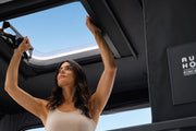 Tenda da tetto AutoHome Air-Sky 360 – apertura della finestra a tetto