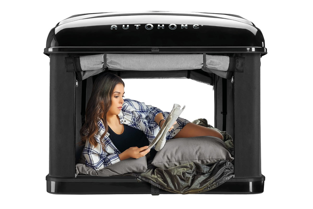 Tenda da tetto AutoHome Airtop Plus, guscio Black Storm – porta anteriore aperta
