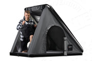 Tenda da tetto AutoHome Columbus Variant, guscio Black Storm – tenda aperta