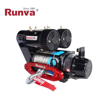 Verricello elettrico bimotore RUNVA EWS 10000 IP67, 4.536 kg, 12 V, fune sintetica e comando a filo