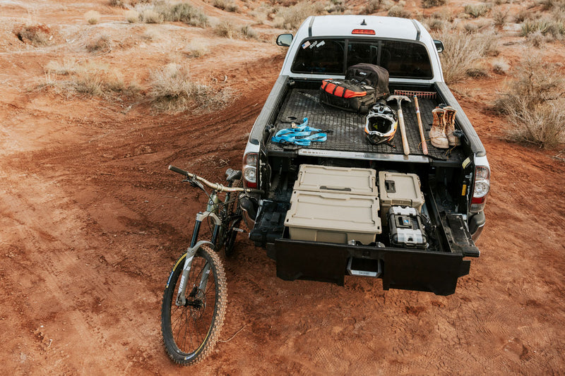 DECKED Drawer System uso off-road