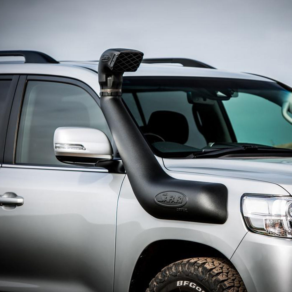 Snorkel Safari Armax – Toyota Land Cruiser 200 4,5 diesel e 4,6 benzina