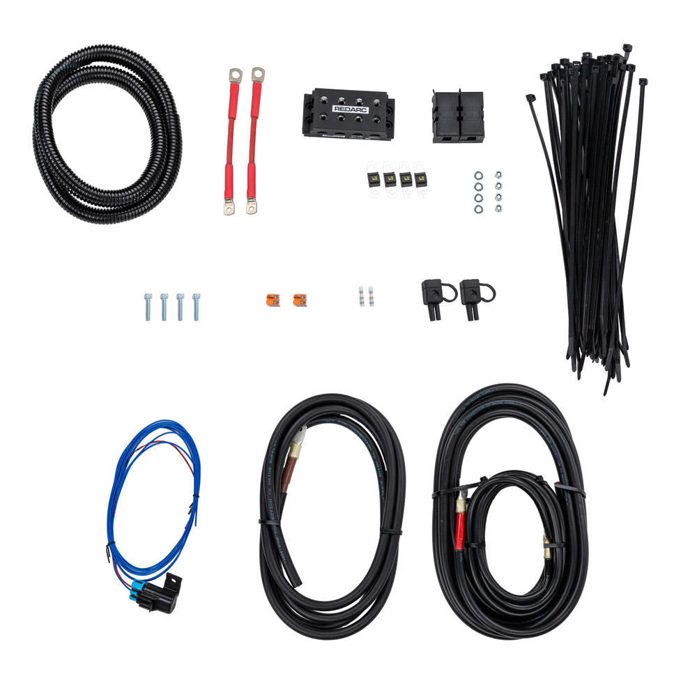 Kit cablaggio Redarc BCDC 50 A per installazione nel vano motore