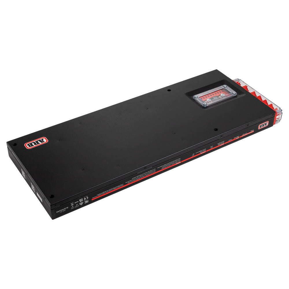Batteria al litio Slimline 100 Ah con caricatore DC-DC 40 A