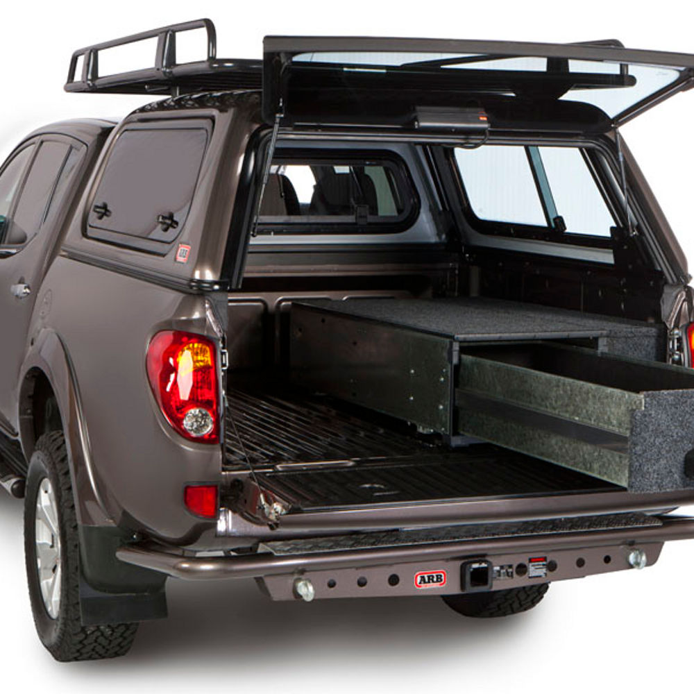 Cassettiera a rulli 1355 con piano fisso – Pick-up doppia cabina con hard top