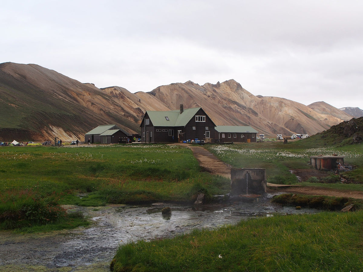 La sorgente calda naturale di Landmannalaugar vicino al rifugio