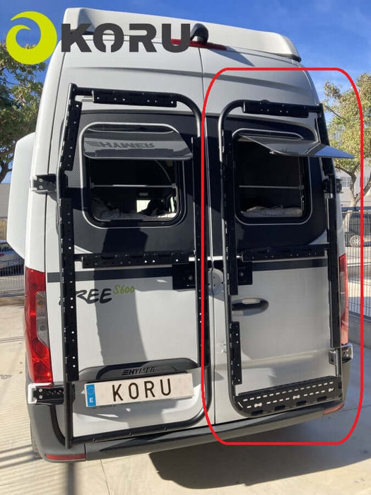 Koru Mercedes-Benz Sprinter 907 Supporto posteriore accessori tubolare