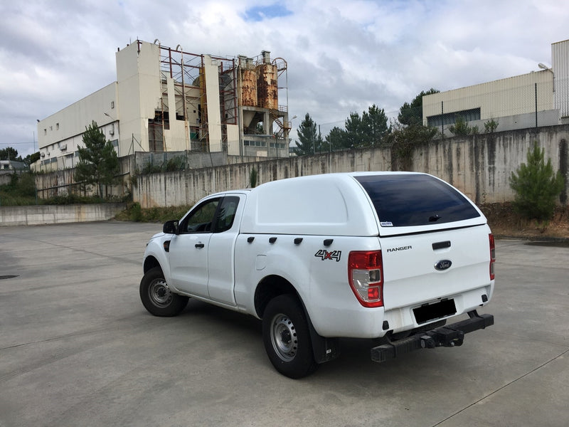 Linextras Starlux – Hard top in vetroresina Ford Ranger 2016–2022 Extra Cab senza finestrini laterali – foto 4