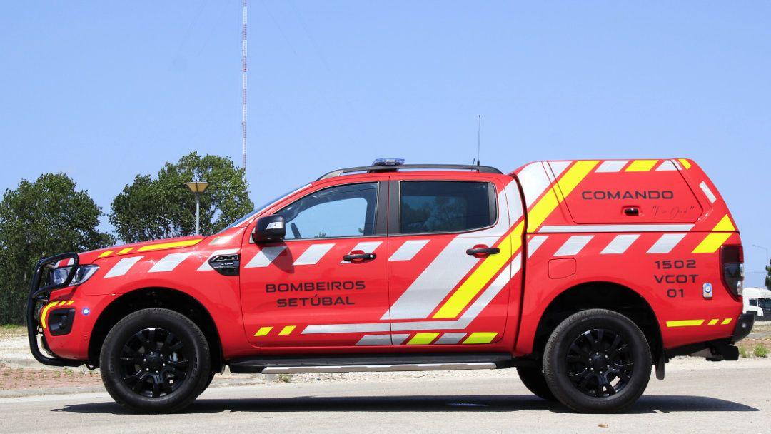 Linextras Starflex – Hard top in vetroresina Ford Ranger 2016–2022 Double Cab con portelli laterali – foto 2
