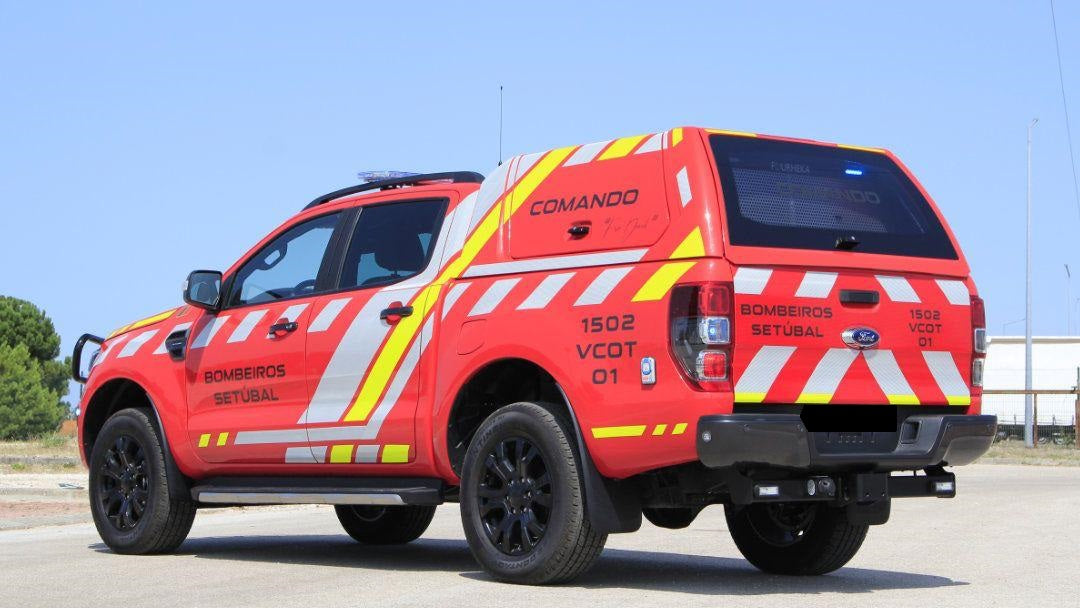 Linextras Starflex – Hard top in vetroresina Ford Ranger 2016–2022 Double Cab con portelli laterali – foto 3