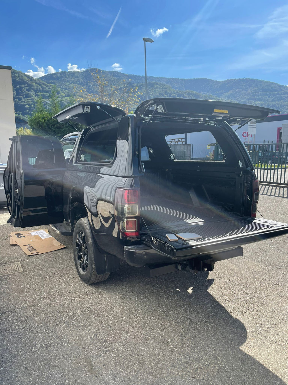 Linextras Starflex – Hard top in vetroresina Ford Ranger 2016–2022 Extra Cab con portelli laterali – foto 2