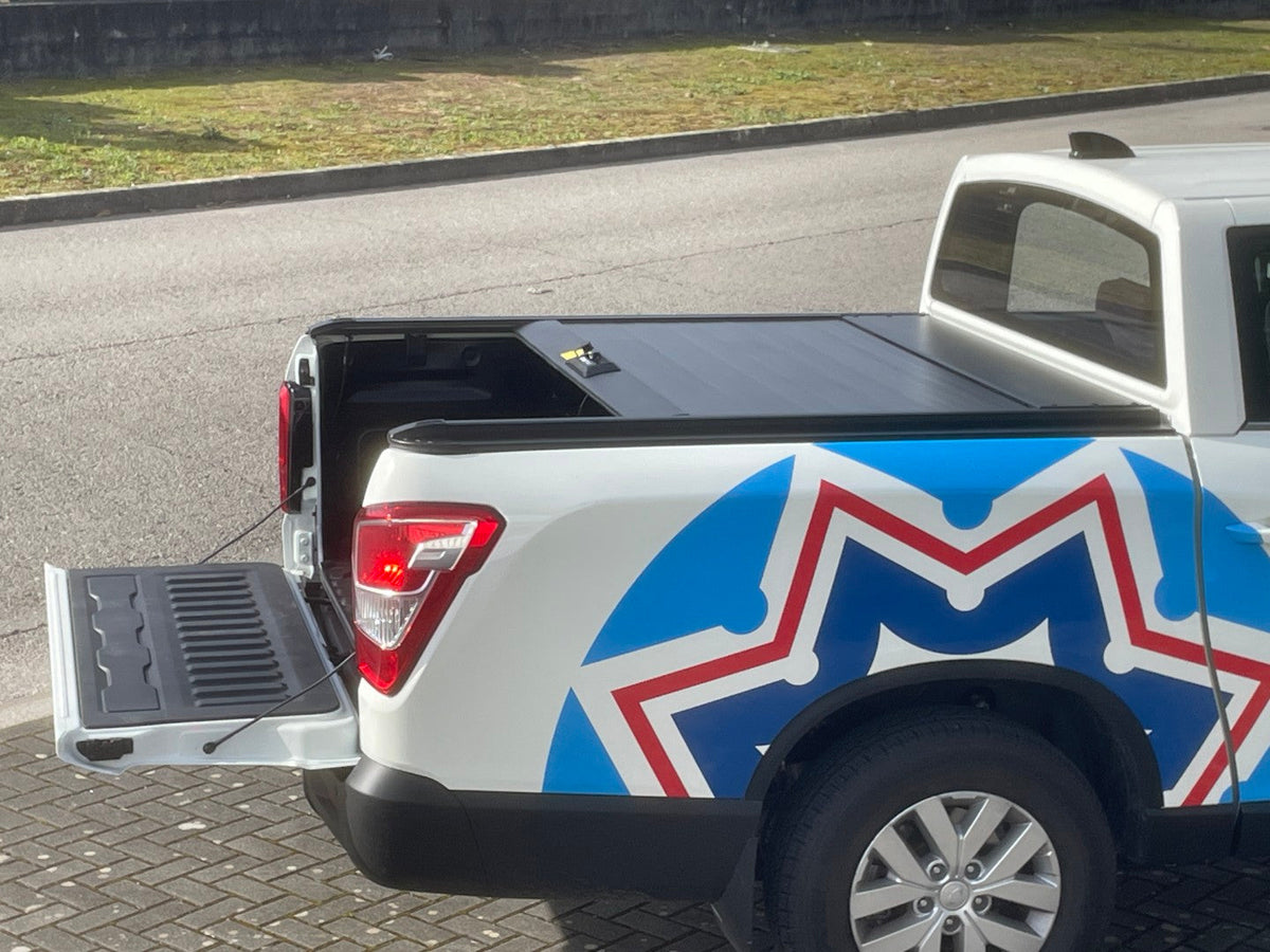 Linextras Top-Roll Line EVO manuale – Copertura avvolgibile cassone KGM Musso K5 cassone corto 2024+ Double Cab – foto indicativa