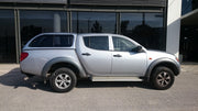 Linextras Starlux – Hard top in vetroresina Mitsubishi L200 / Triton 2006–2010 Double Cab con finestrini laterali – foto 3