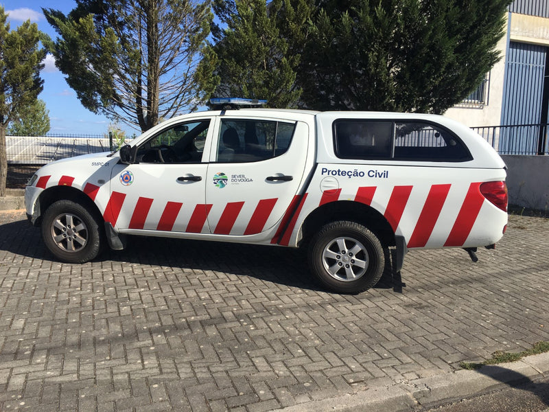 Linextras Starlux – Hard top in vetroresina Mitsubishi L200 / Triton 2010–2015 Double Cab con finestrini laterali – foto 2