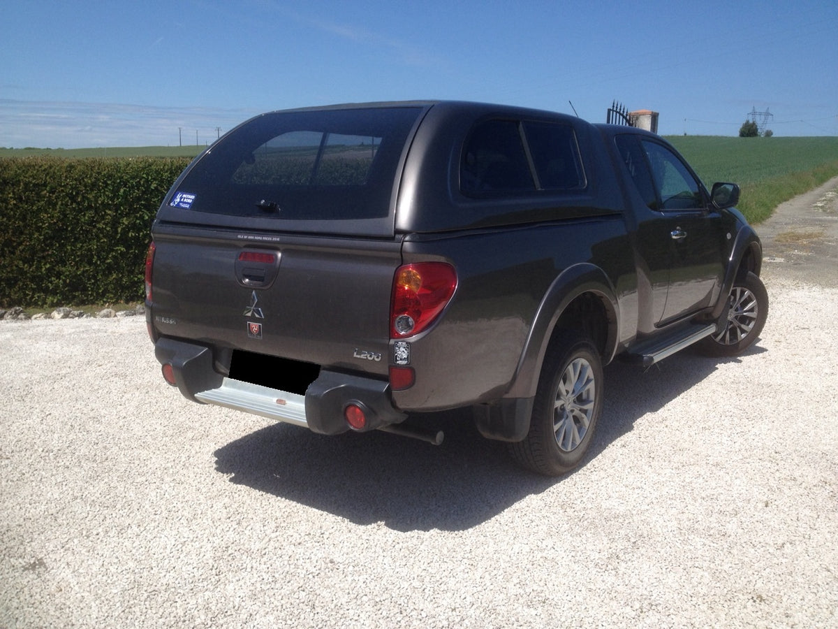 Linextras Starlux – Hard top in vetroresina Mitsubishi L200 / Triton 2010–2015 Extra Cab con finestrini laterali – foto 3