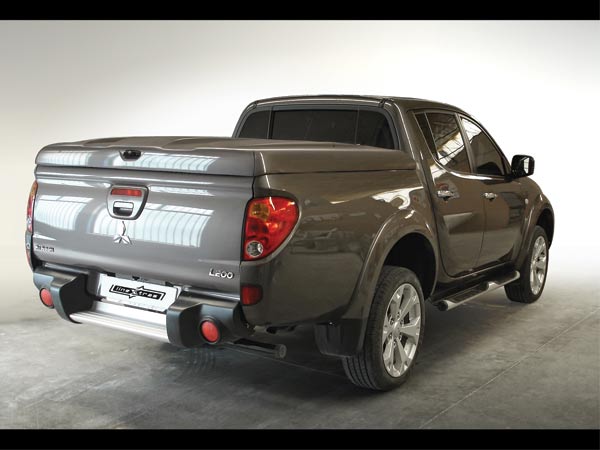 Linextras Sport-Lid X-Line II – Copertura rigida cassone Mitsubishi L200 / Triton 2010–2015 Double Cab – foto 1