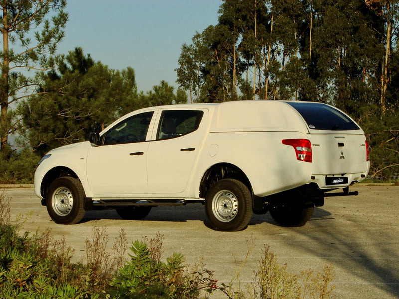 Linextras Starlux – Hard top in vetroresina Mitsubishi L200 / Triton 2015–2019 Double Cab senza finestrini laterali – foto 1
