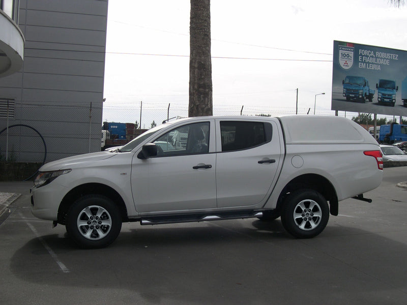 Linextras Starlux – Hard top in vetroresina Mitsubishi L200 / Triton 2015–2019 Double Cab senza finestrini laterali – foto 2
